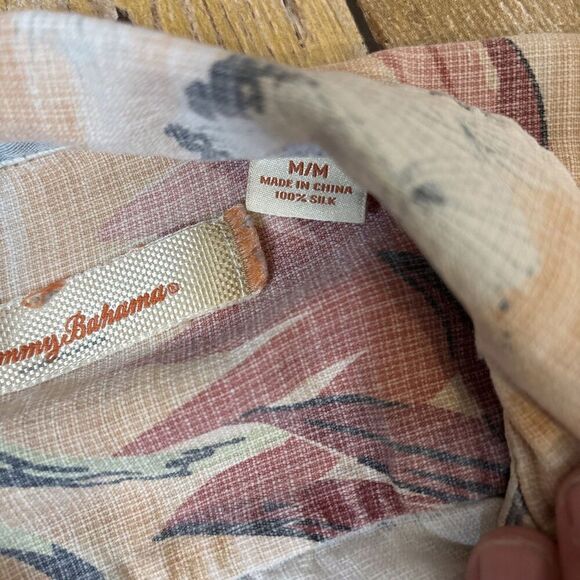 Tommy Bahama Silk Hawaiian Shirt Floral Mens Medium - Picture 10 of 12